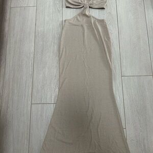 Elegant Beige Maxi Dress